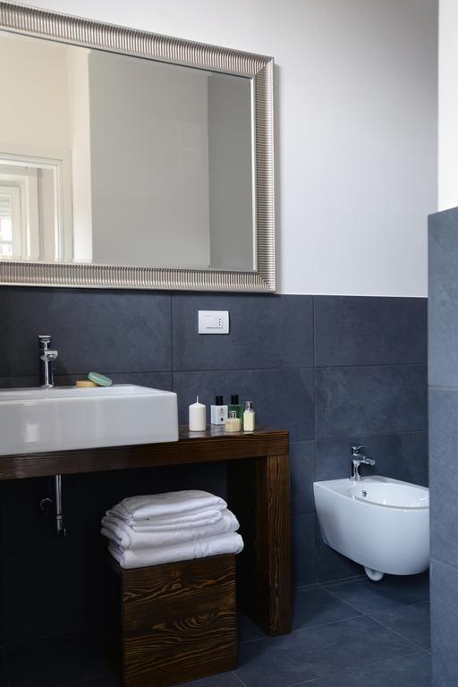 Art Design Appartamento Con Terrazzo By Logicasa Lake Como Zimmer foto